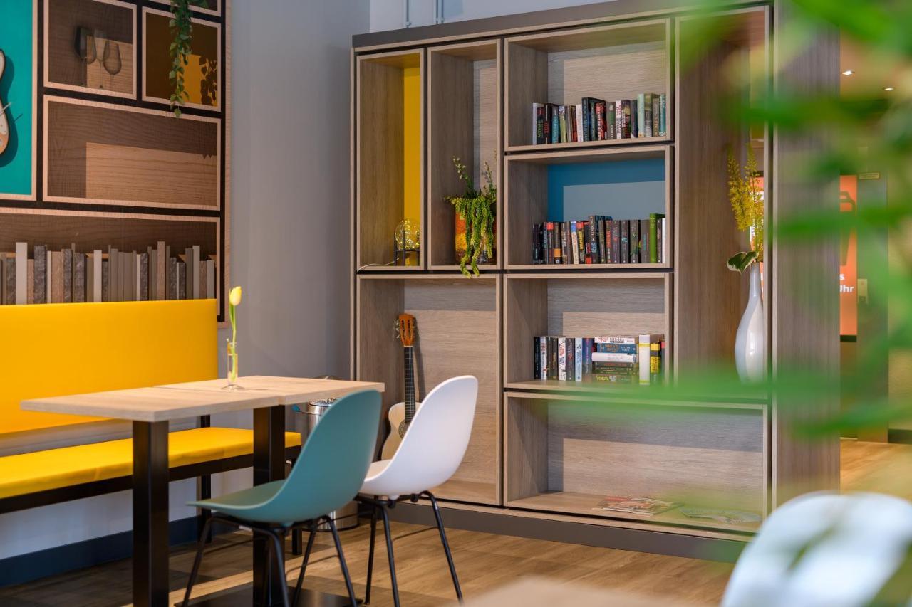 Ibis Koeln Frechen Hotel Bagian luar foto