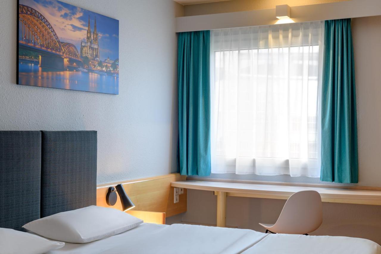 Ibis Koeln Frechen Hotel Bagian luar foto