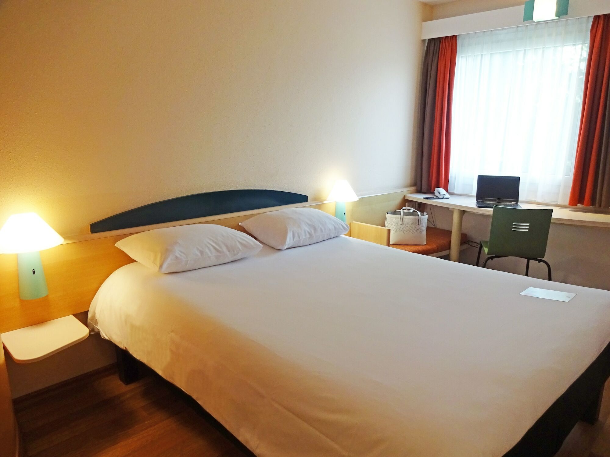 Ibis Koeln Frechen Hotel Bagian luar foto